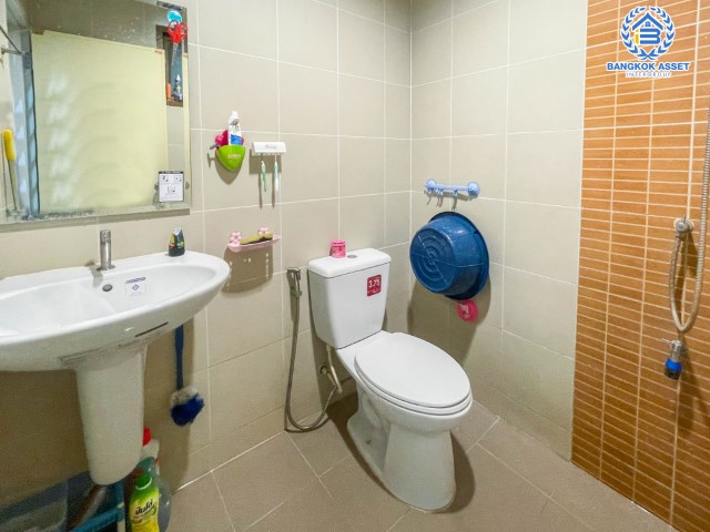 *****ทาวน์เฮ้าส์มือสองย่านสมุทรปราการ ม.วิเศษสุขนคร โครงการ16 ประชาอุทิศ90 เนื้อที่ 18 ตร.ว. ฟังก์ชัน 3 ห้องนอน 2 ห้องน้ำ 1 ที่จอดรถ แถมฟรี! 2 เครื่องปรับอากาศ บนทำเลแห่งการเดินทาง เชื่อมต่อถ.ประชาอุทิศ, ถ.กาญนาภิเษก, ถ.ครุใน จองเลย!